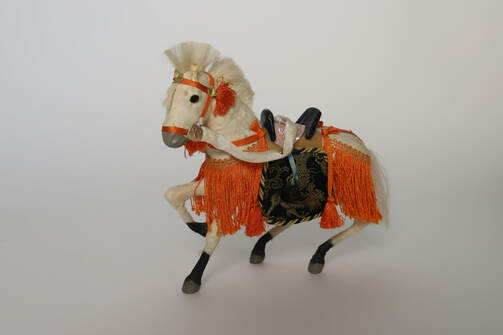 Юки. Белая лошадка для празднования Дня детей в Японии. Вторая половина XX века