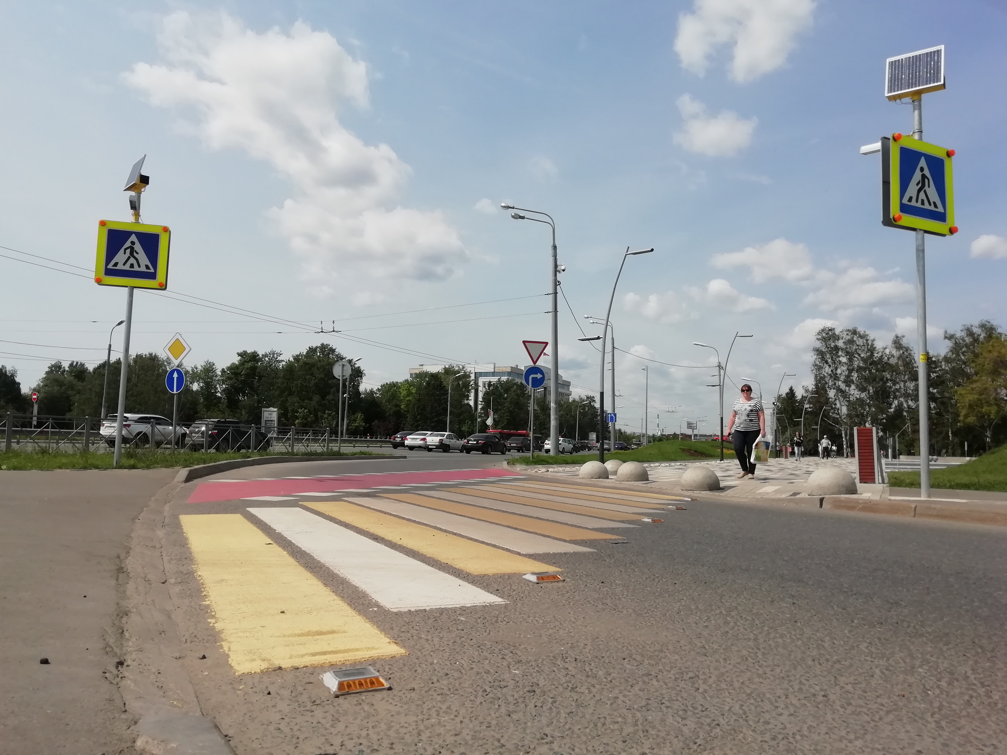 Подсветка пешеходного перехода. Фото: e-Kazan.ru