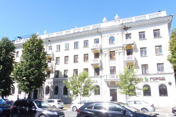 Дом находится рядом с площадью Свободы. Фото: evening-kazan.ru