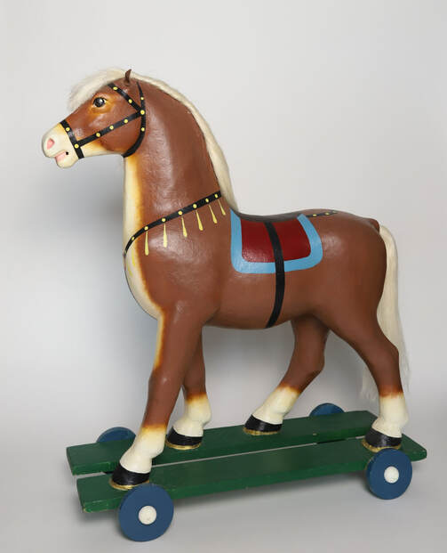 Лошадка-каталка. Загорск, СССР, 1930-1950-е