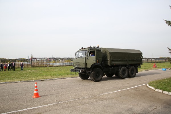 Беспилотный «КАМАЗ» проходит испытания. Фото: vestikamaza.ru