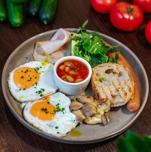 Фото: apollocafe.foodpicasso.com