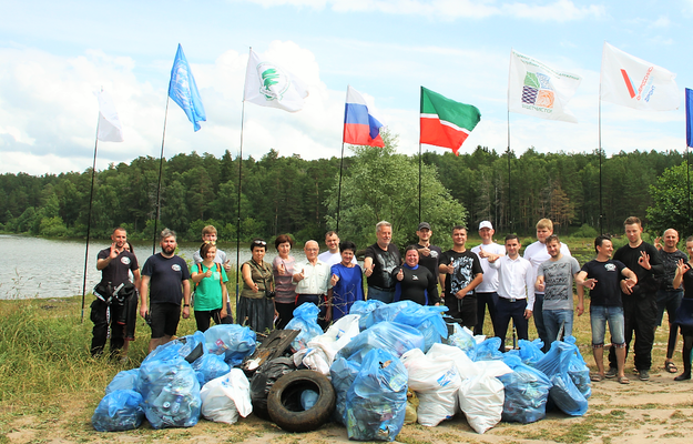 Мусор со дна озера Лесное. Фото: eco.tatarstan.ru