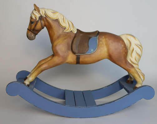 Ириска, лошадка-качалка. Анастасия Романовская, 2022