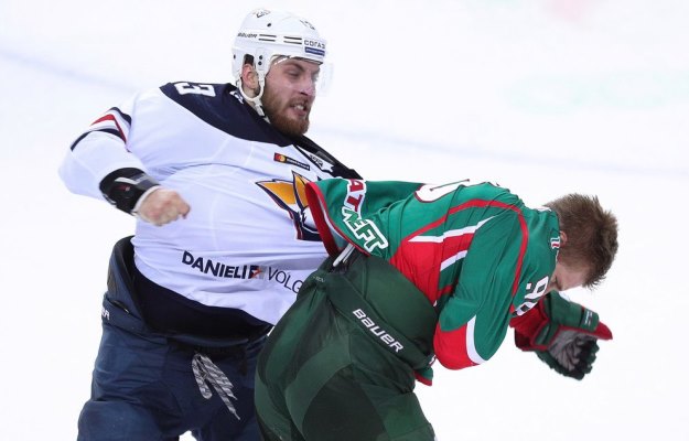 Драка Калетника и Малыхина. Фото: vk.com