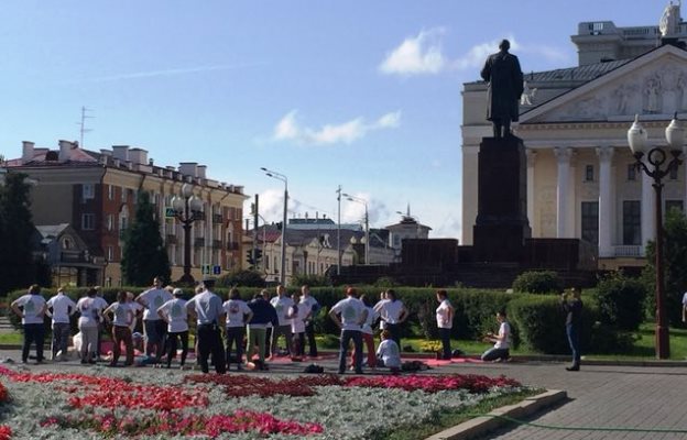 Флешмоб на площади Свободы. Фото: e-Kazan.ru