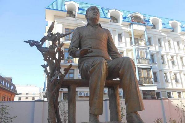 Памятник Яхину. Фото: evening-kazan.ru