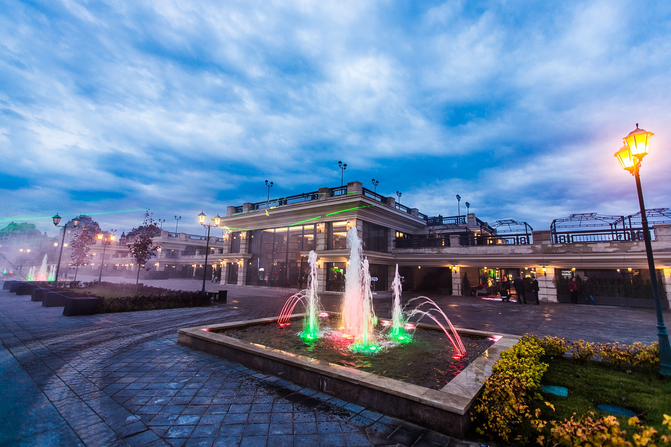 Кремлевская набережная в казани Кремлевская набережная в казани